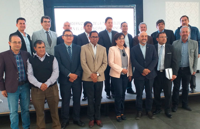 Gremios de la construcción organizan taller sobre modernización de la gestión municipal