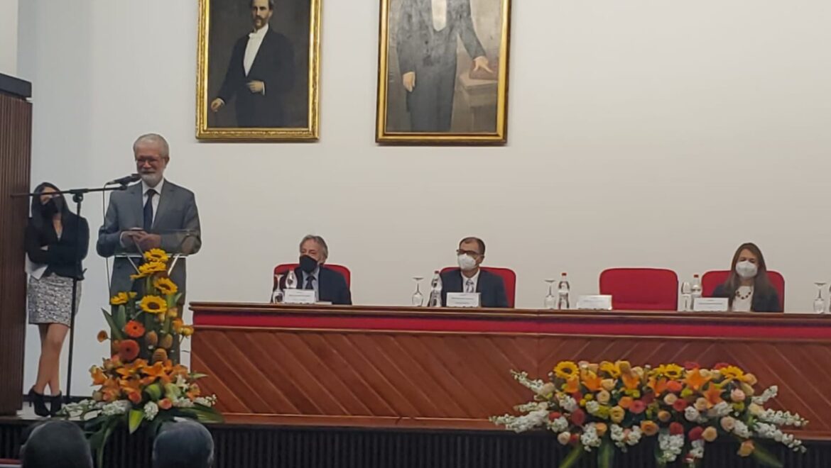 Presentan el libro “Los puentes de Cuenca»