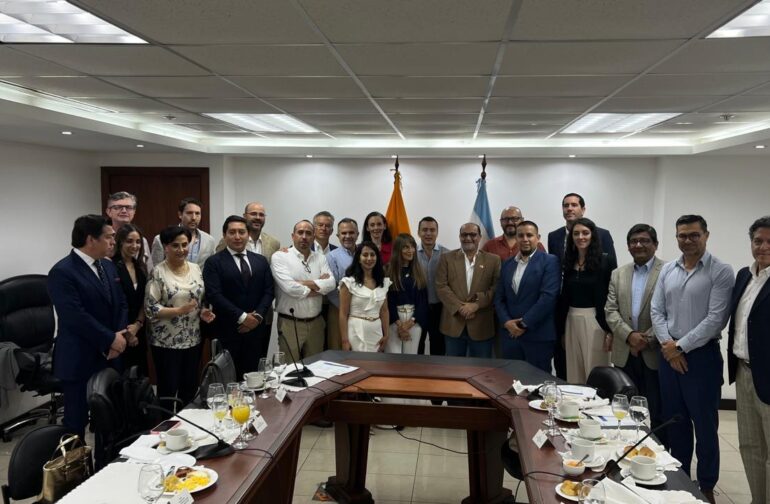 Reunión con el presidente de la república y representantes de estado